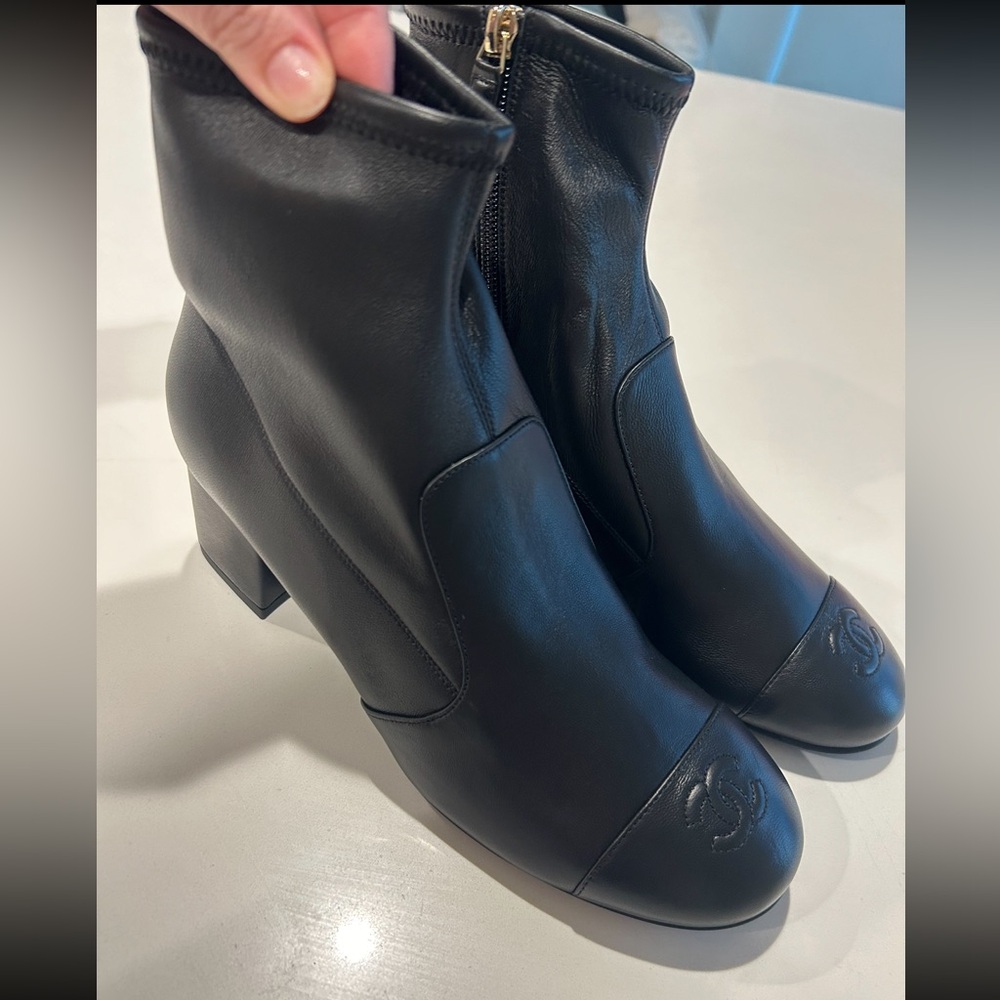 Chanel Chic Black Leather Ankle Boots